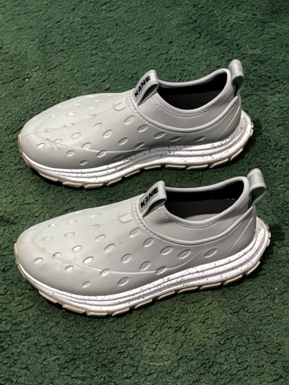 Kane Women Slip-On Casual Sneakers - Gray Size 6 - Picture 3 of 6
